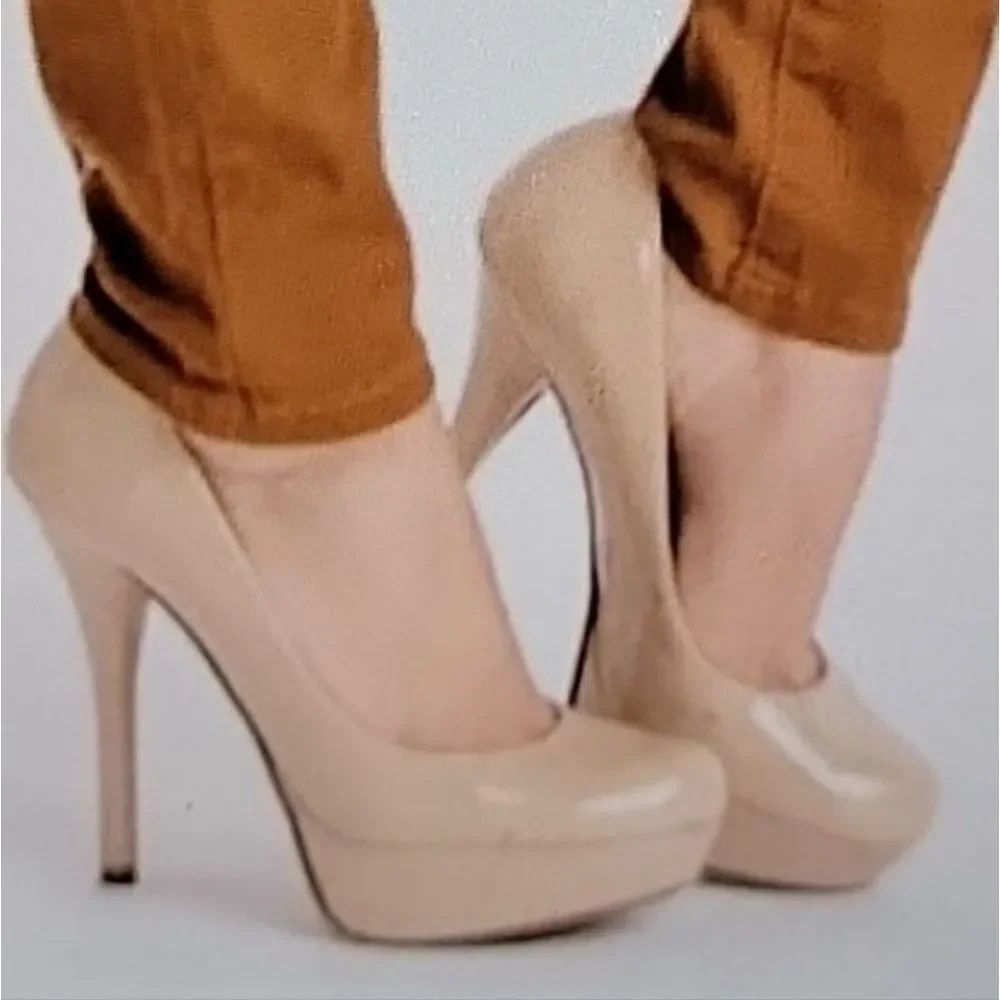 FIONI WOMEN"S SLIP-ON HIGH HEEL ROUND TOE SHOE
